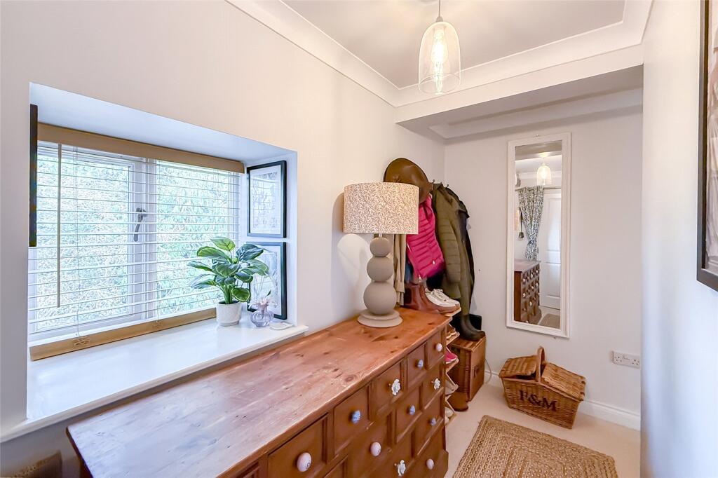 Additional image 16 of Astwick Manor, Coopers Green Lane, Hatfield, Hertfordshire, AL10