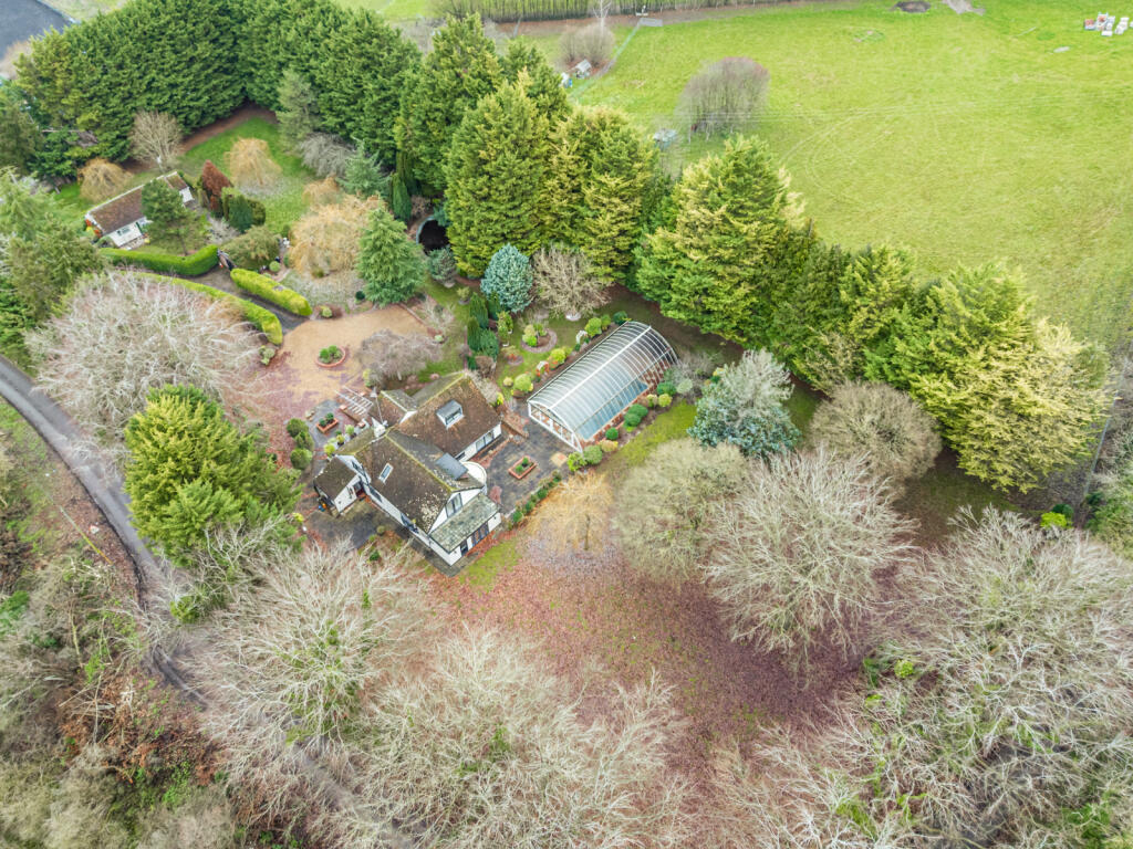 Additional image 24 of Delmer End Lane, Flamstead, St. Albans, Hertfordshire, AL3