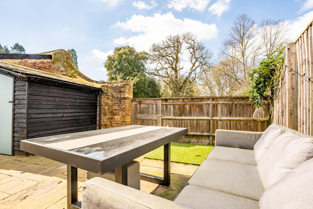 Additional image 9 of Lamer Mews, Lamer Park, Gustard Wood, Wheathampstead, AL4