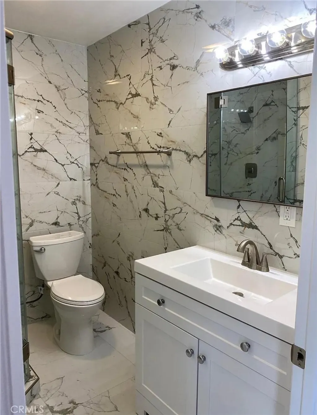 Additional image 4 of 21217 De La Guerra St Unit C, Woodland Hills, CA 91316