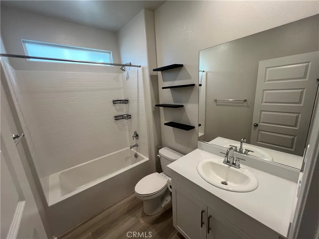 Additional image 35 of 19557 Hanging Rock Rd, Lake Elsinore, CA 92532