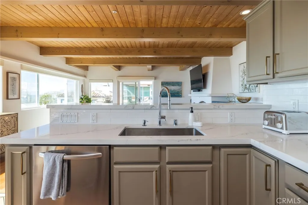 Additional image 101 of 3603 Manhattan Ave, Manhattan Beach, CA 90266