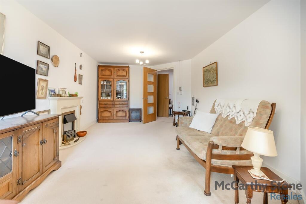 Additional image 3 of Peel Court, College Way, Welwyn Garden City, Hertfordshire, AL8 6DG