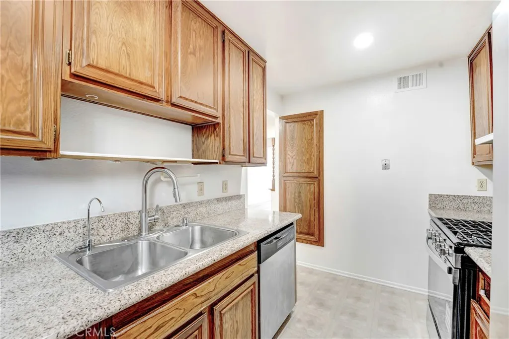 Additional image 14 of 437 Ivy Street Unit 4, Glendale, CA 91204