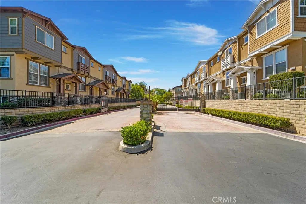 Additional image 58 of 1511 Ledgestone Ln, Pomona, CA 91767