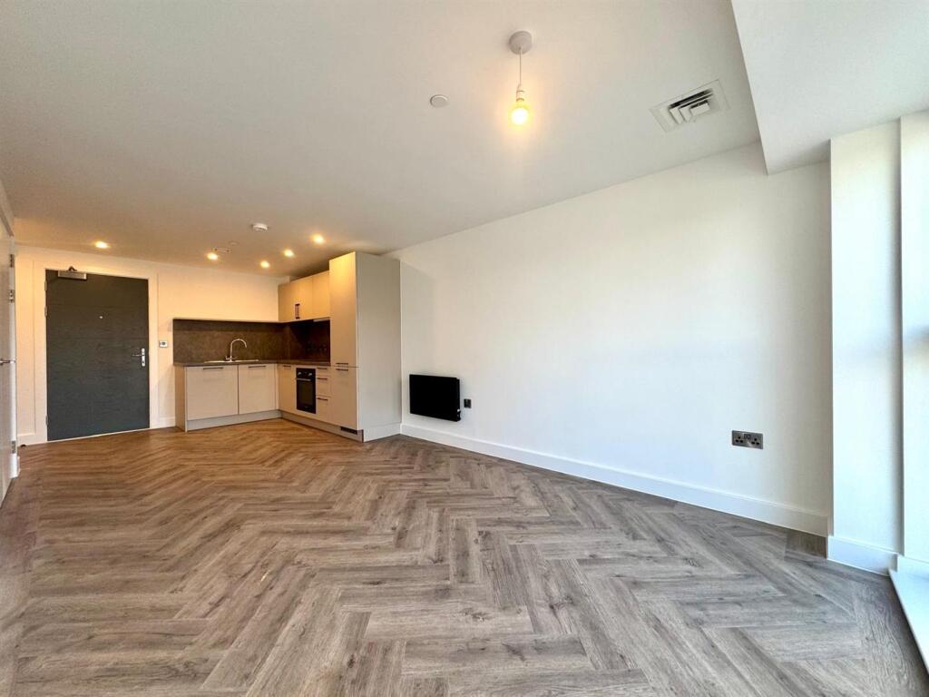 Additional image 4 of Upper Gough Street, Birmingham