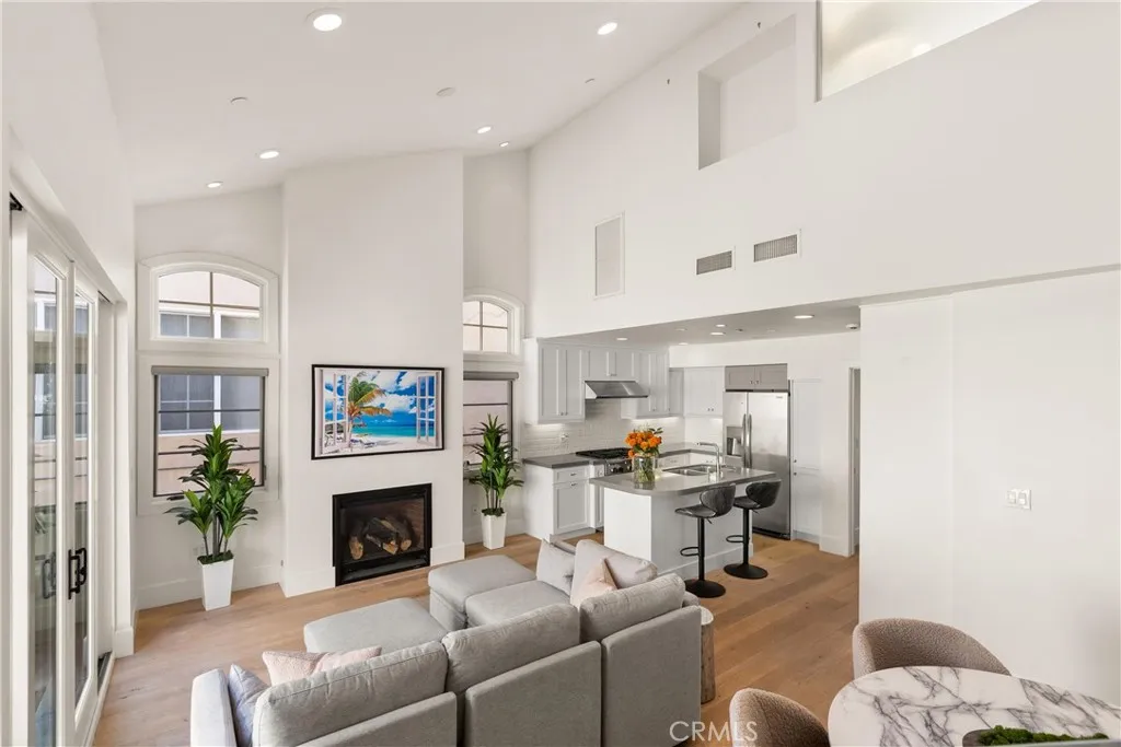 Additional image 2 of 606 Marigold Avenue, Corona Del Mar, CA 92625