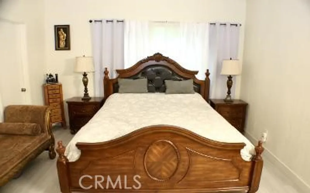 Additional image 7 of 21015 Gresham, Canoga Park, CA 91304