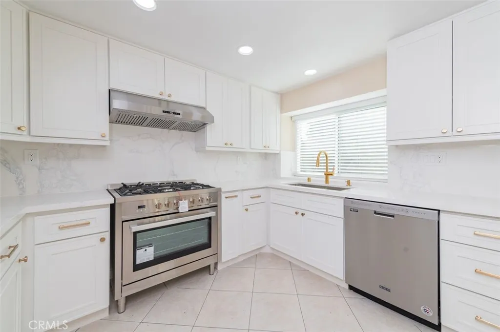 Additional image 60 of 8 Bayview, Irvine, CA 92614