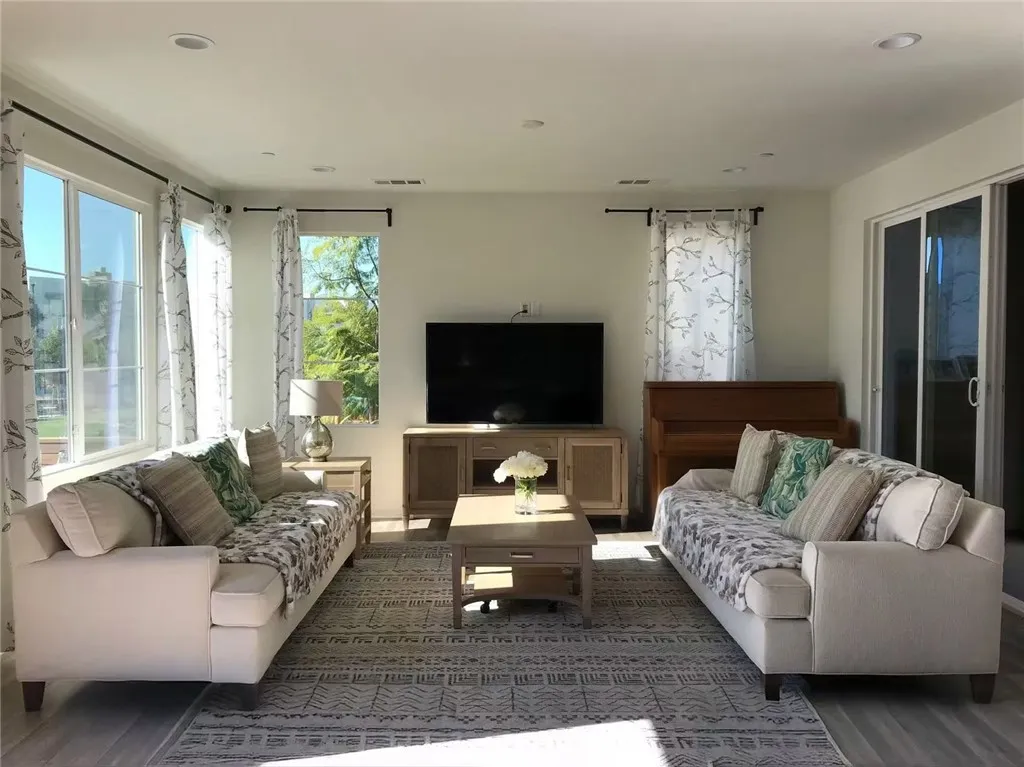 Additional image 12 of 608 Cultivate, Irvine, CA 92618