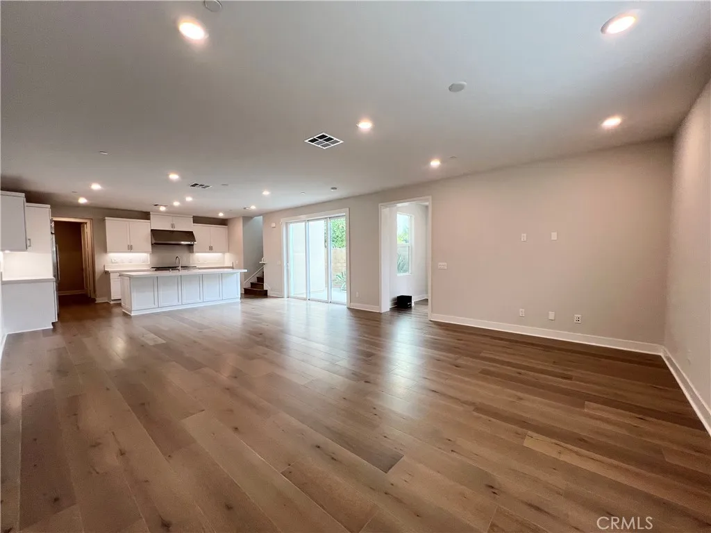 Additional image 42 of 108 Chorus, Irvine, CA 92618