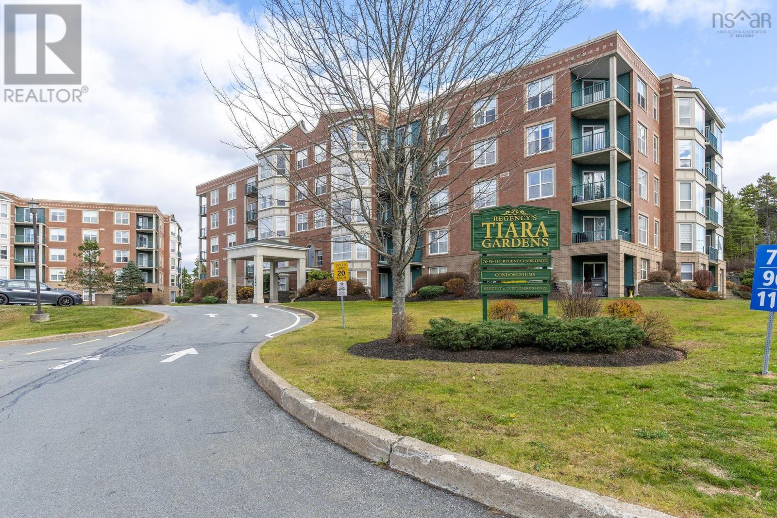 409 114 Regency Park Drive|Halifax, Nova Scotia B3S1R9