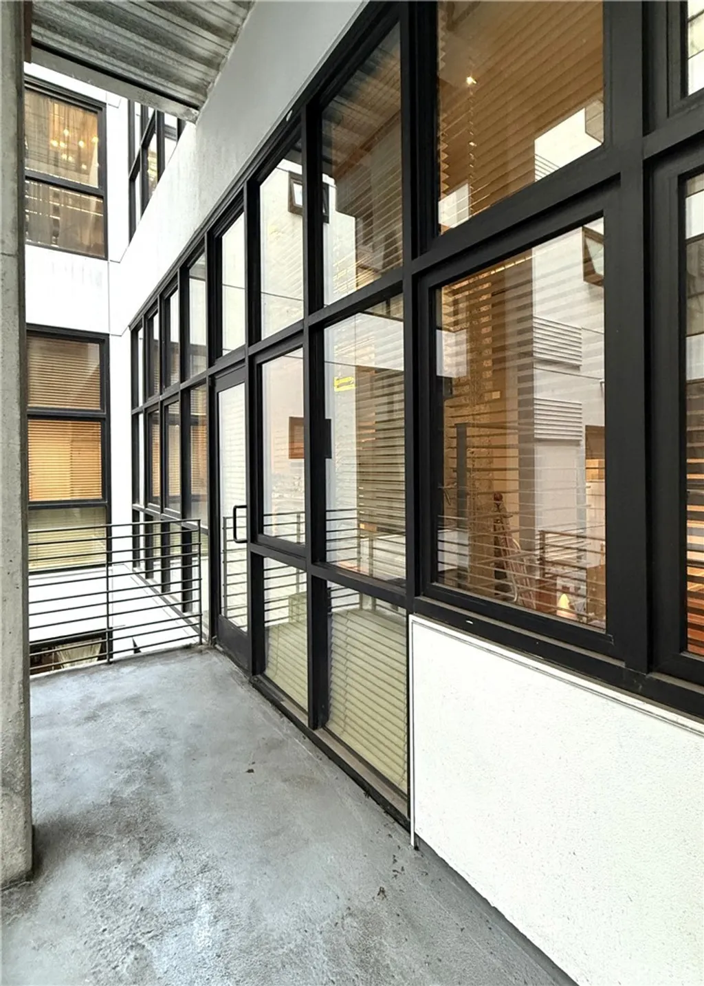 Additional image 4 of 1100 S Grand Ave Unit A109, Los Angeles, CA 90015