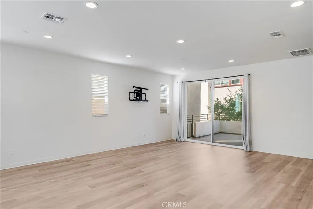 Additional image 9 of 582 Cultivate, Irvine, CA 92618