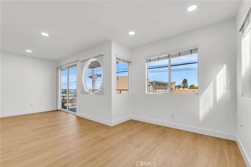 Additional image 30 of 710 5th Street, Hermosa Beach, CA 90254