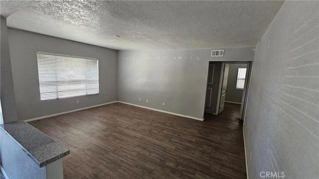 Additional image 11 of 1541 Rialto Ave, Colton, CA 92324