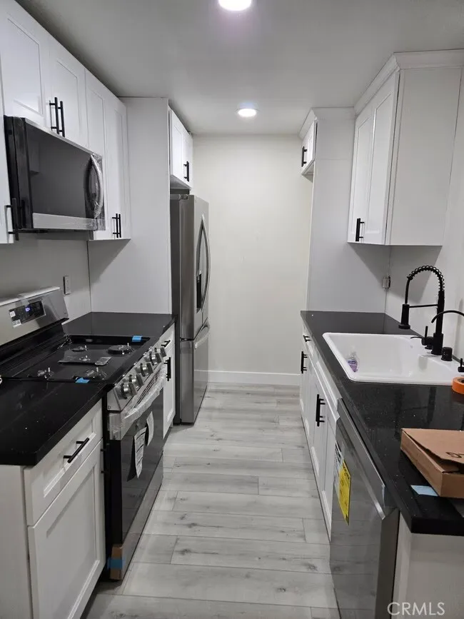 Additional image 32 of 3219 Colorado Ave, Santa Monica, CA 90404