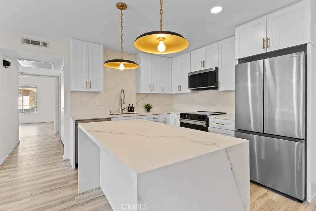 Additional image 5 of 21921 Rimhurst Dr Unit 128, Lake Forest, CA 92630