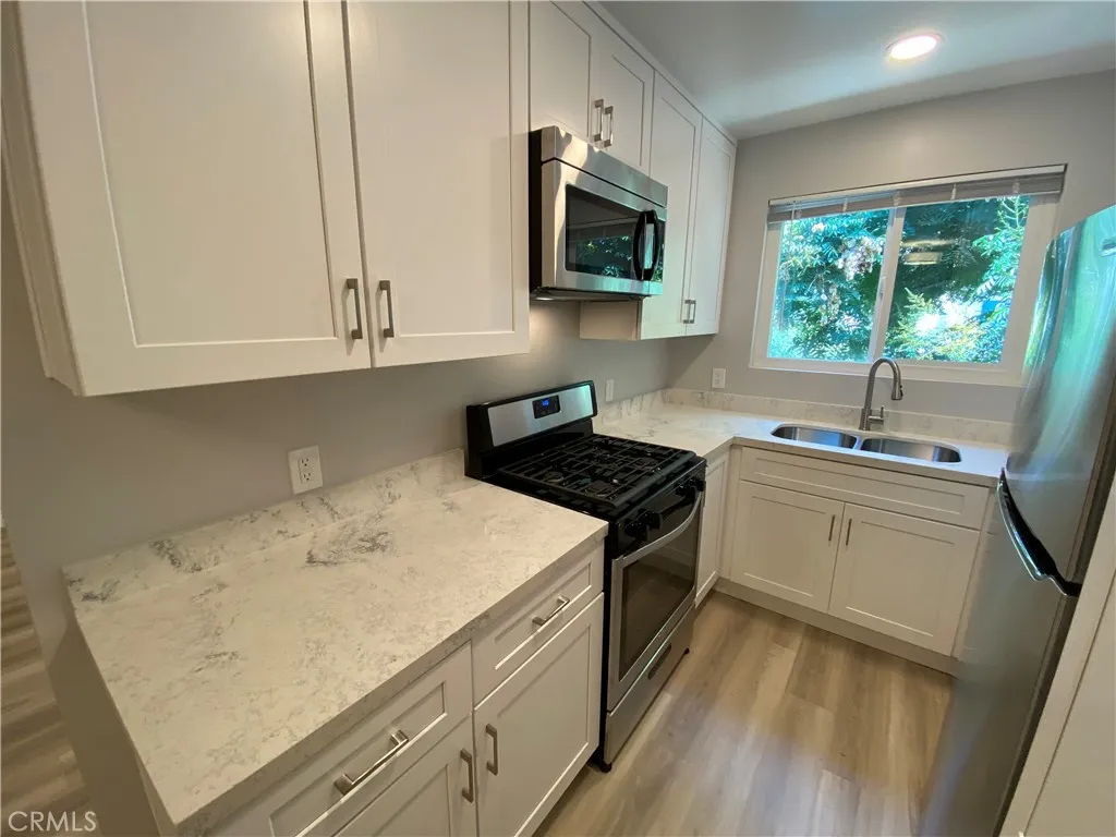 Additional image 21 of 1120 N Laurel Avenue Unit 9, West Hollywood, CA 90046