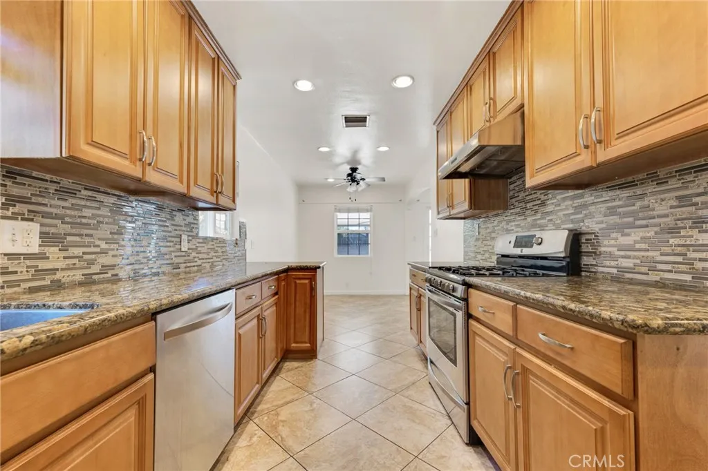 Additional image 15 of 20430 Lanark, Winnetka, CA 91306