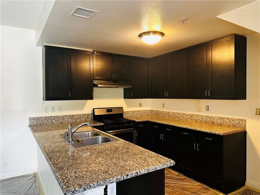 Additional image 10 of 275 W Center St, Covina, CA 91723