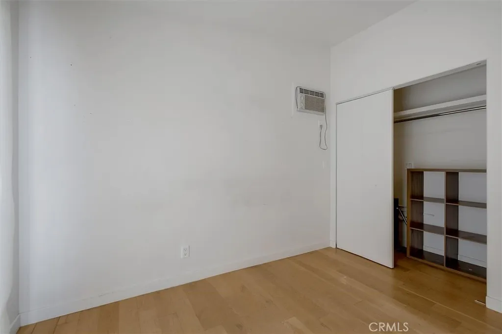 Additional image 102 of 24216 Calvert Street, Woodland Hills, CA 91367