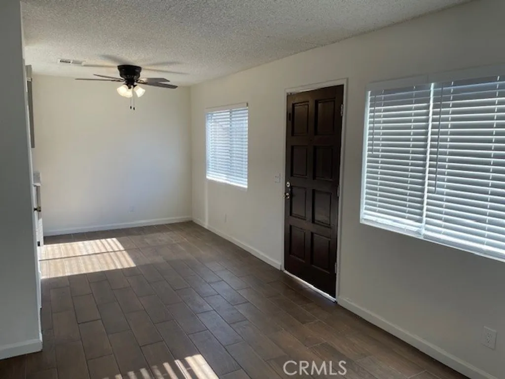 Additional image 4 of 320 N Poe Unit C, Lake Elsinore, CA 92530