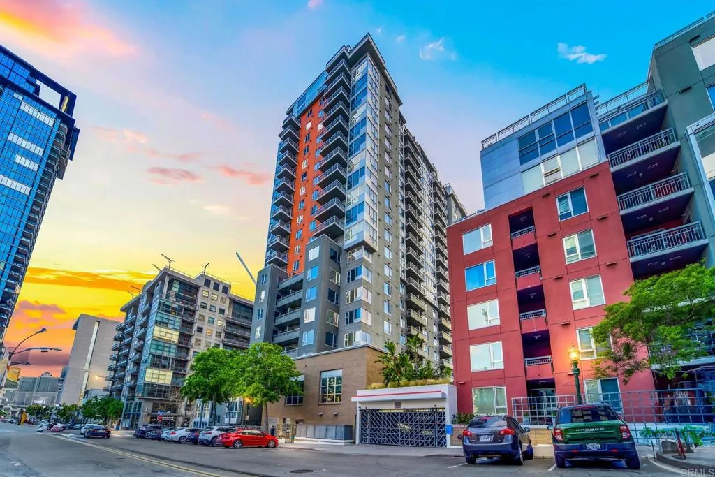 Additional image 94 of 300 W Beech Street Unit 1706, San Diego, CA 92101