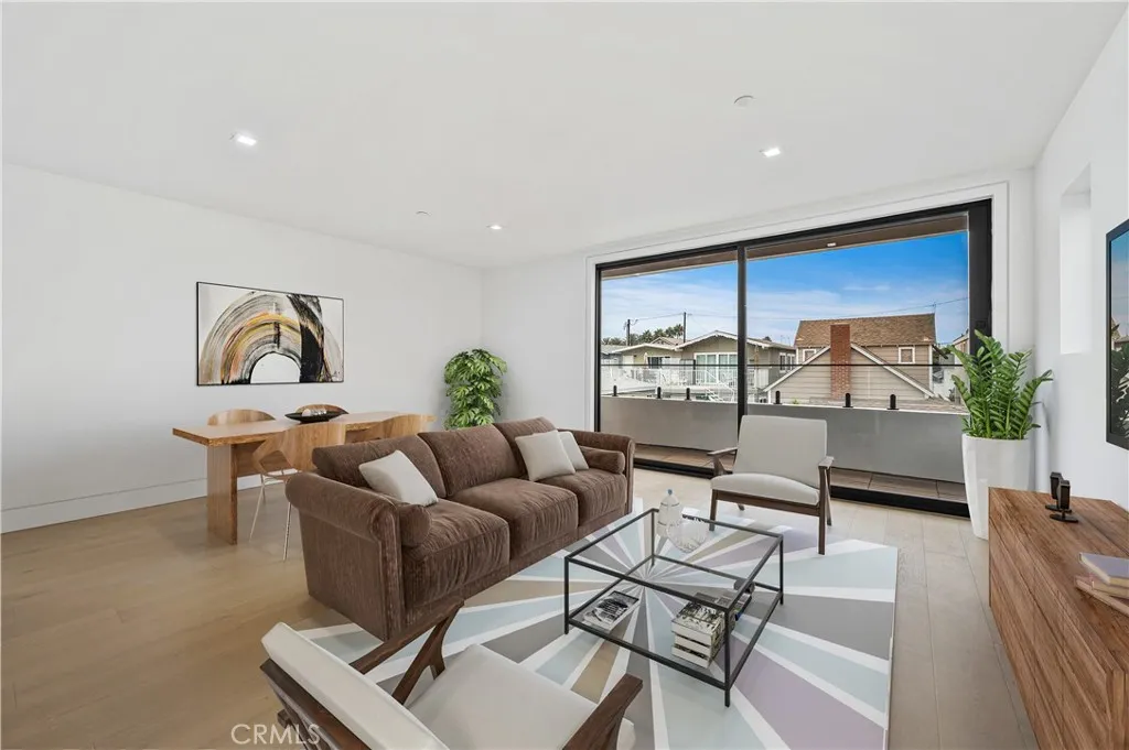 Additional image 30 of 121 39th Street Unit B, Newport Beach, CA 92663