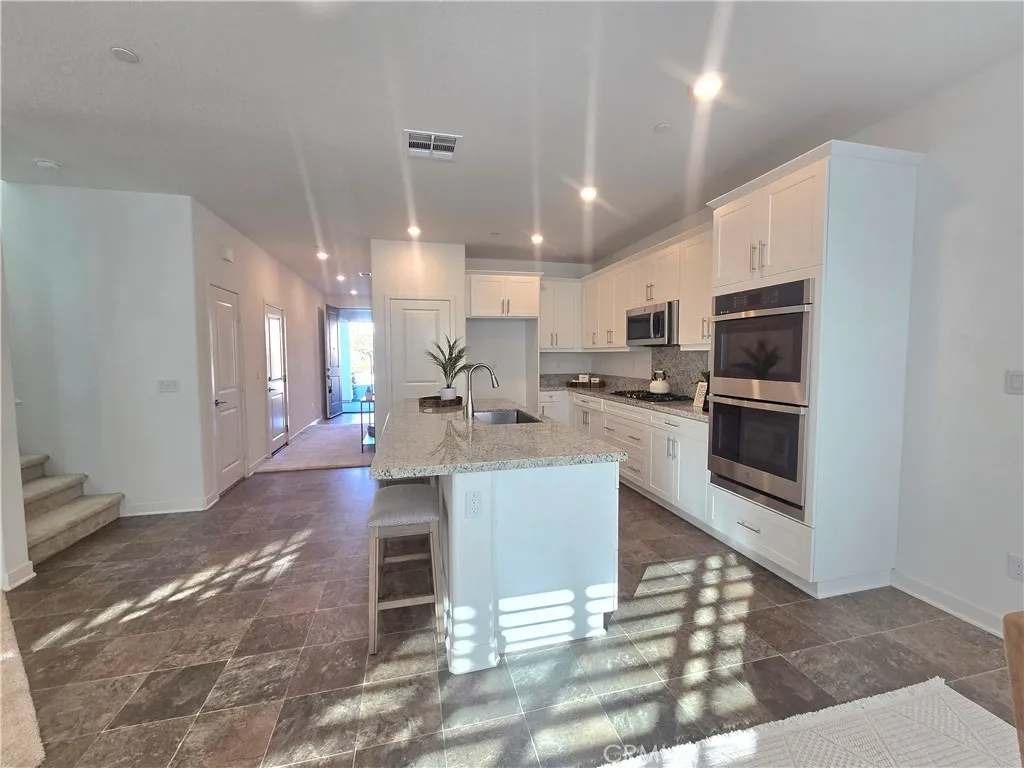 Additional image 12 of 2562 E Crane Court, Ontario, CA 91761