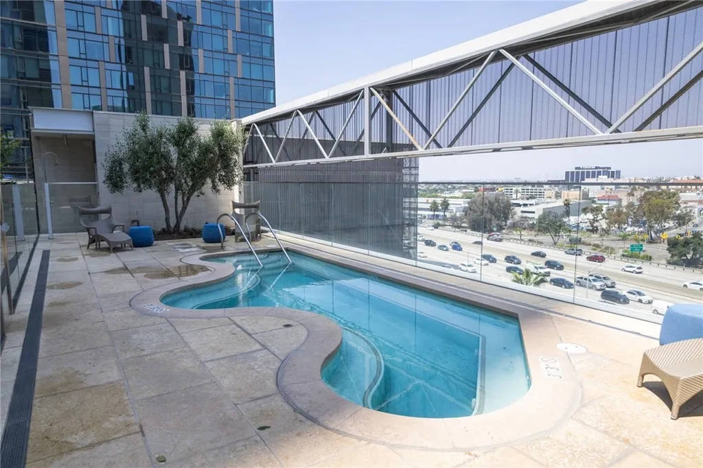 Additional image 5 of 877 Francisco Street Unit 1105, Los Angeles, CA 90017