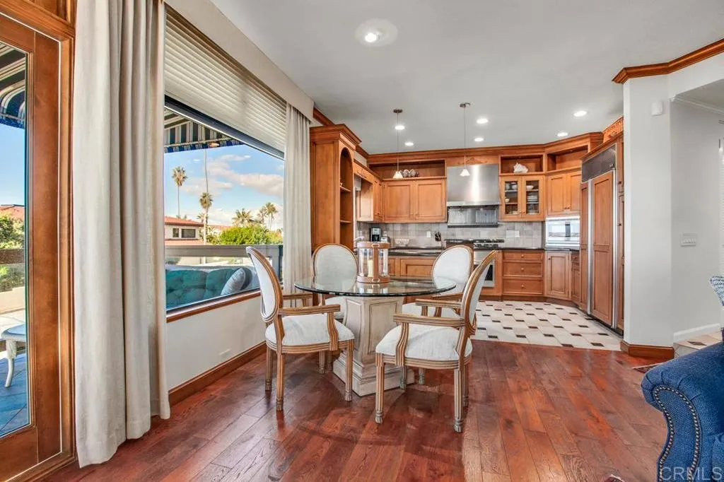 Additional image 8 of 373 Coast Blvd Unit 2, La Jolla, CA 92037