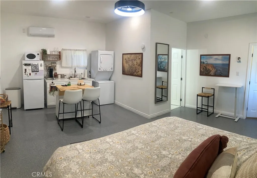 Additional image 14 of 123 W Green St, Claremont, CA 91711