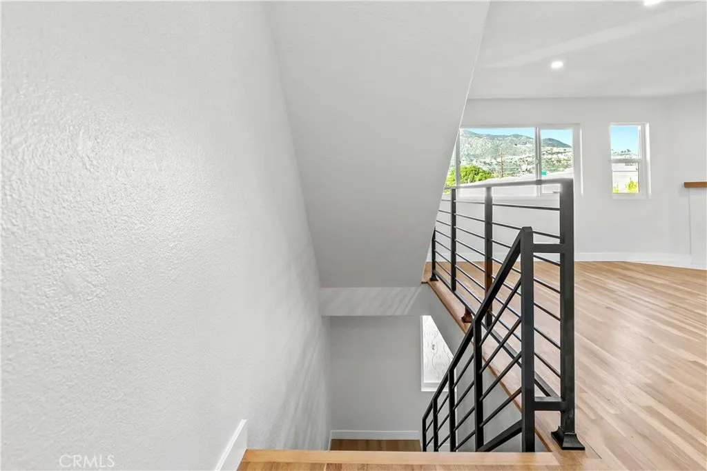 Additional image 5 of 552 Hahn Ave, Glendale, CA 91203