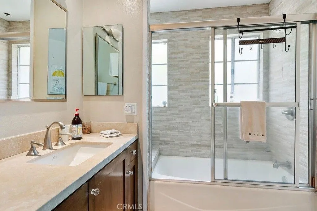 Additional image 28 of 1733 Malcolm Ave, Los Angeles, CA 90024