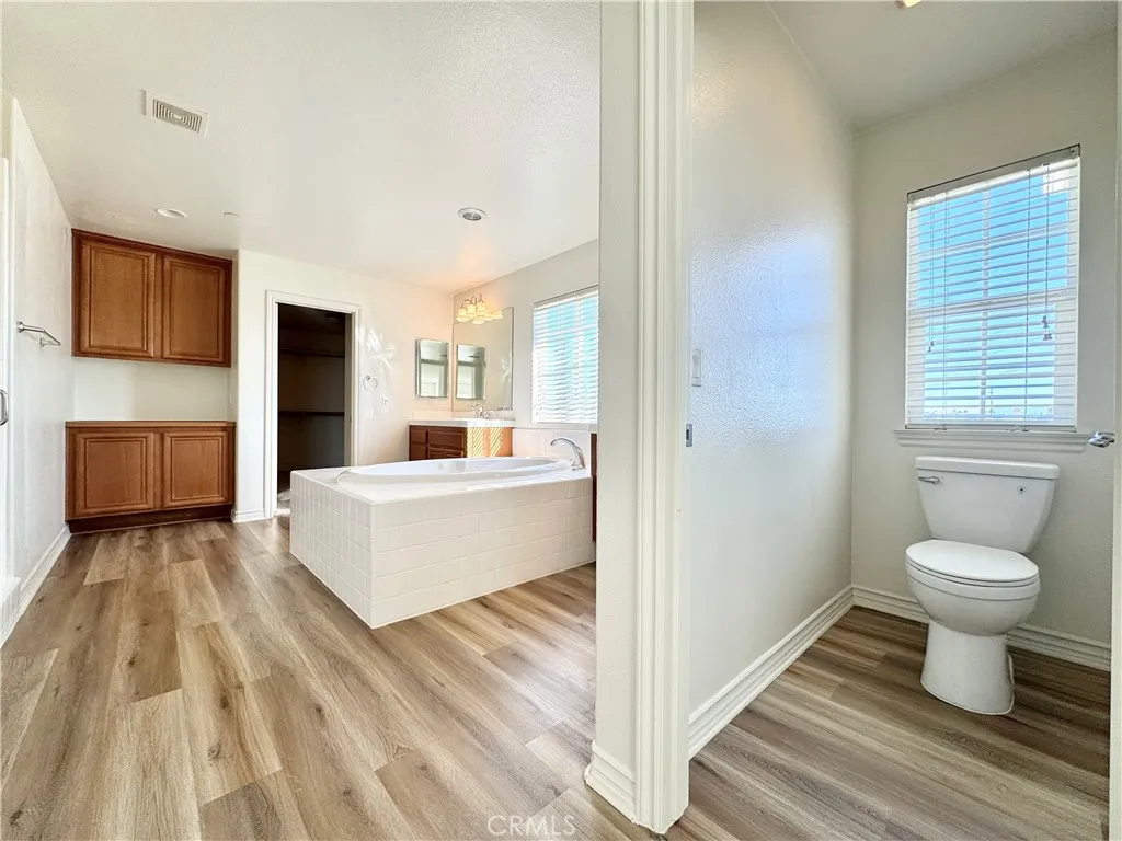 Additional image 37 of 15621 Pisa Lane, Fontana, CA 92336