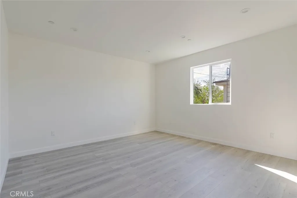 Additional image 50 of 17426 Roscoe Boulevard, Northridge, CA 91325