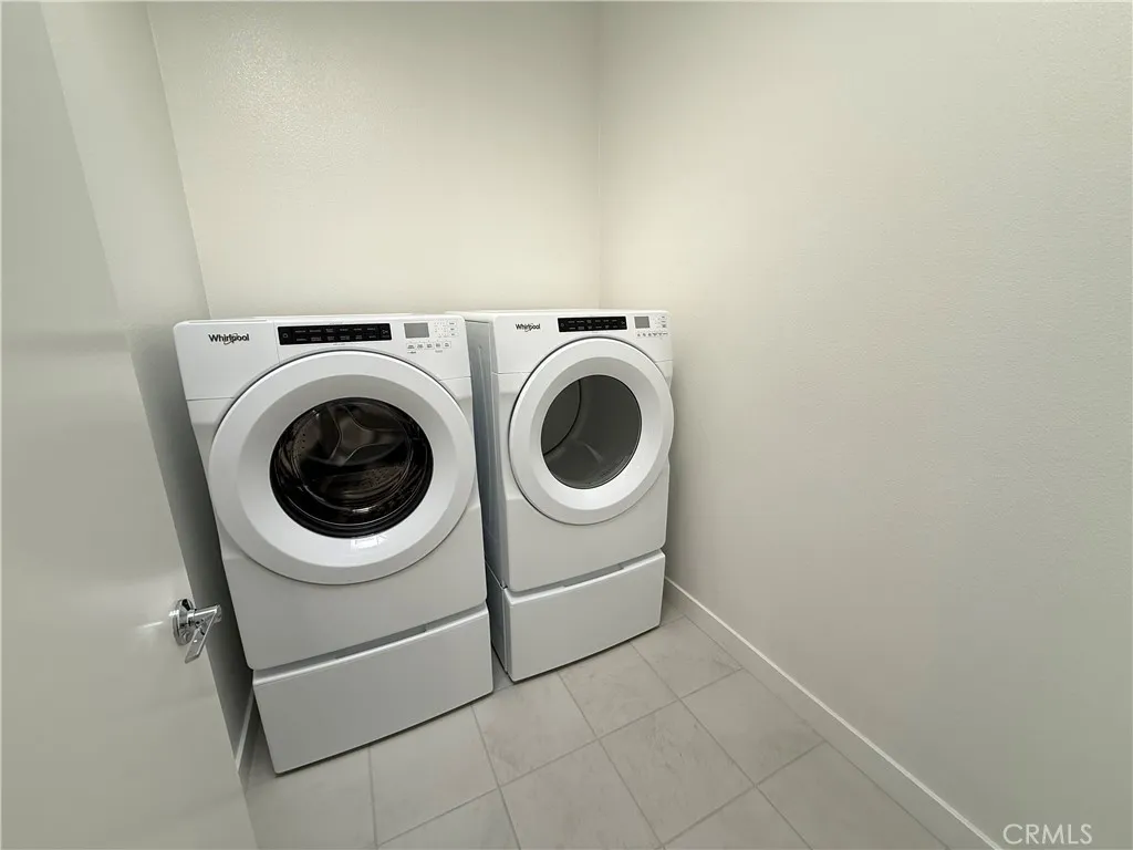 Additional image 43 of 693 S Lyon Street, Santa Ana, CA 92705