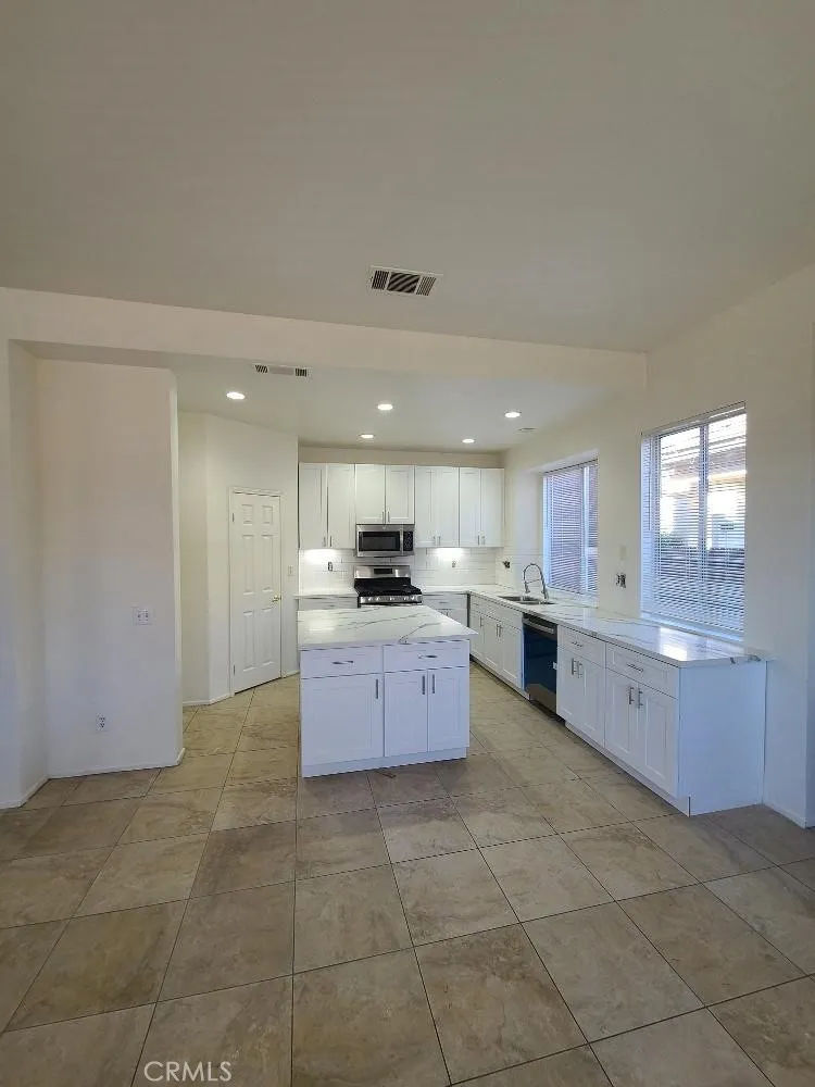 Additional image 2 of 6492 Haven View Dr, Jurupa Valley, CA 92509