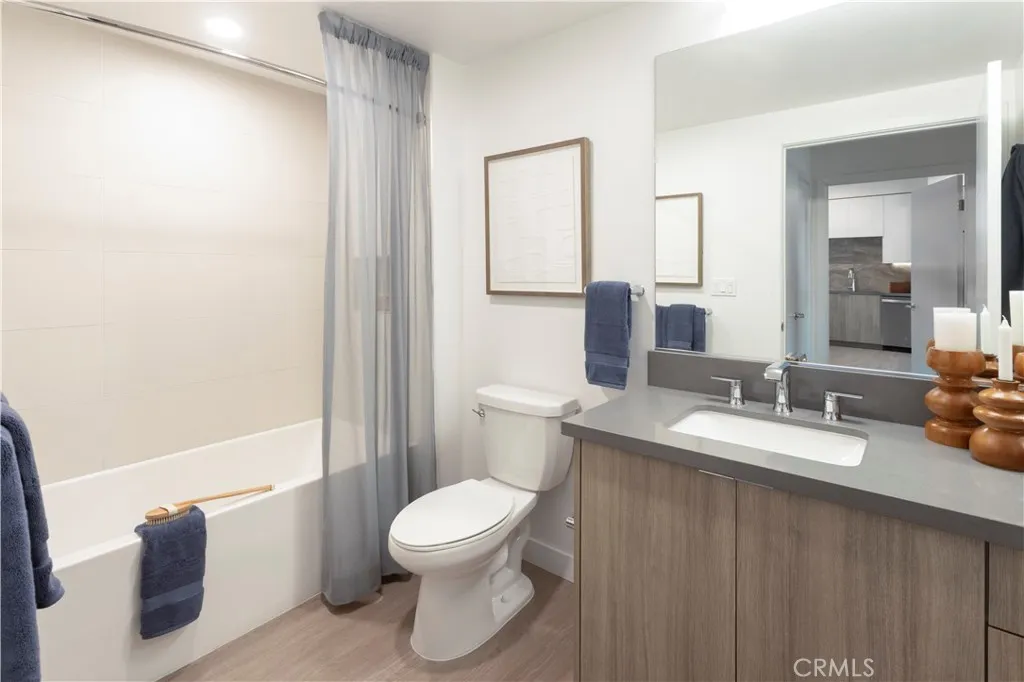 Additional image 7 of 511 S Harbor Unit 404, San Pedro, CA 90731