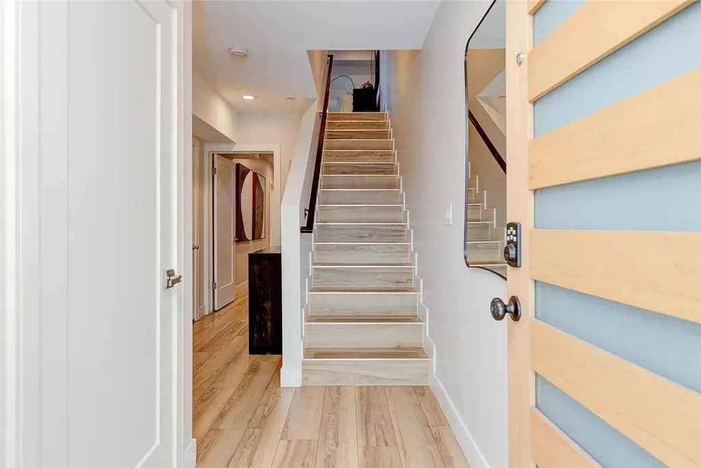 Additional image 47 of 2153 S West View Street, Los Angeles, CA 90016