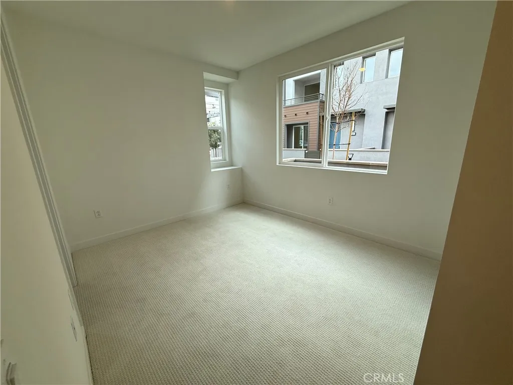 Additional image 45 of 693 S Lyon Street, Santa Ana, CA 92705