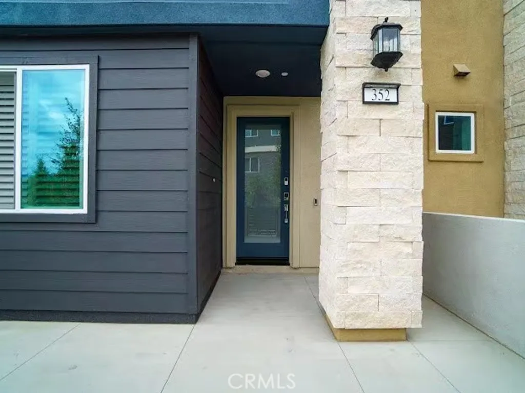 Additional image 33 of 352 Tank, Irvine, CA 92618