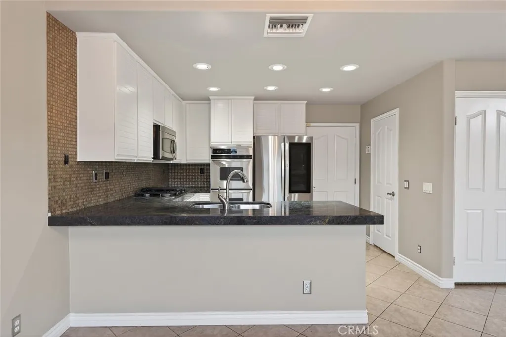 Additional image 17 of 152 Terraza Court, Costa Mesa, CA 92627