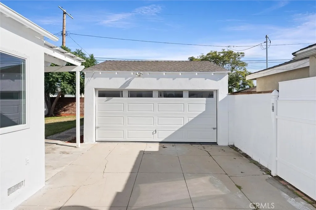 Additional image 82 of 8460 Truxton, Los Angeles, CA 90045