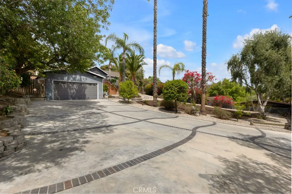 Additional image 31 of 19419 Oxnard Street, Tarzana, CA 91356