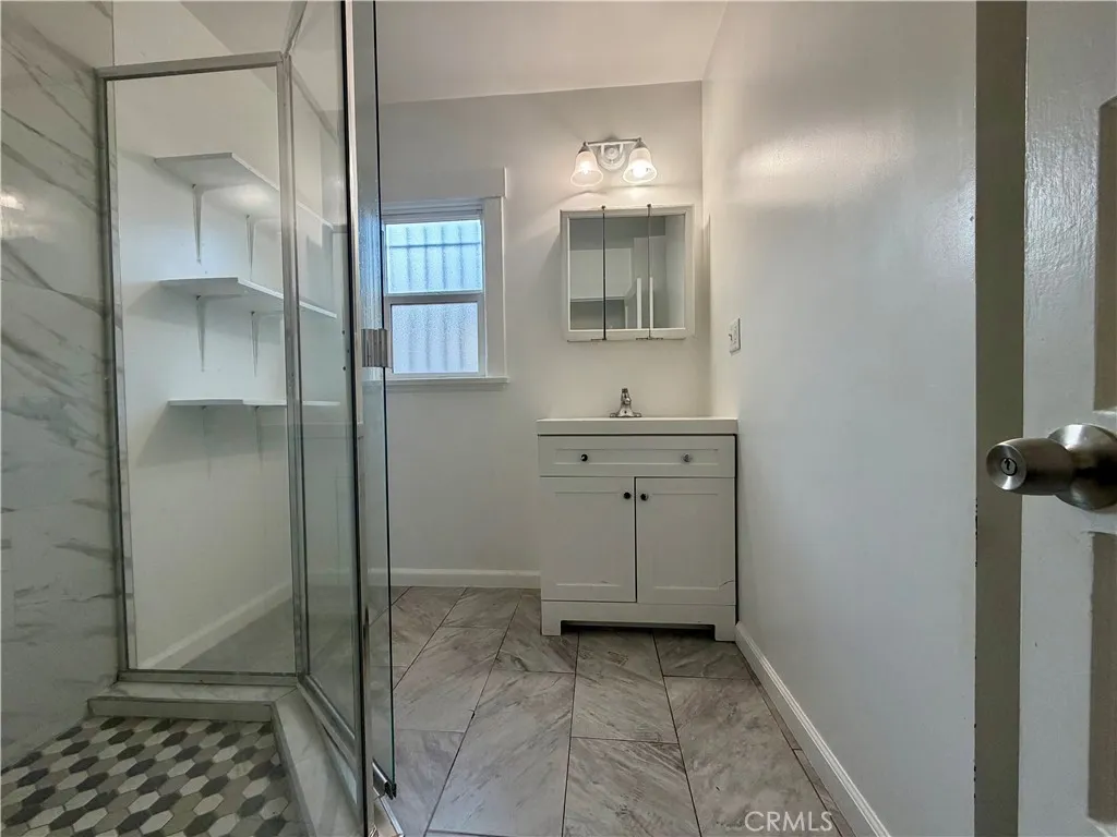 Additional image 14 of 326 E 101st St, Los Angeles, CA 90003