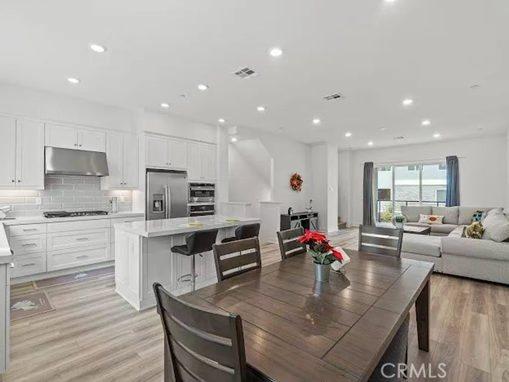 Additional image 9 of 352 Tank, Irvine, CA 92618