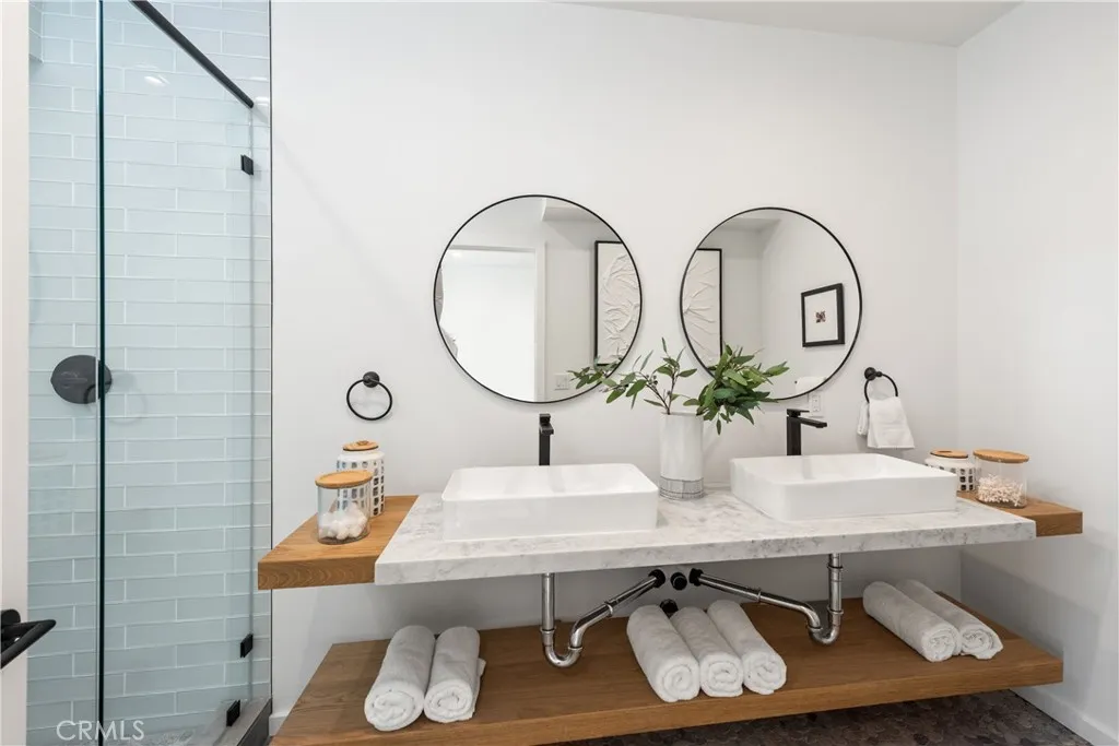 Additional image 14 of 1176 Nelrose Avenue Unit C, Venice, CA 90291