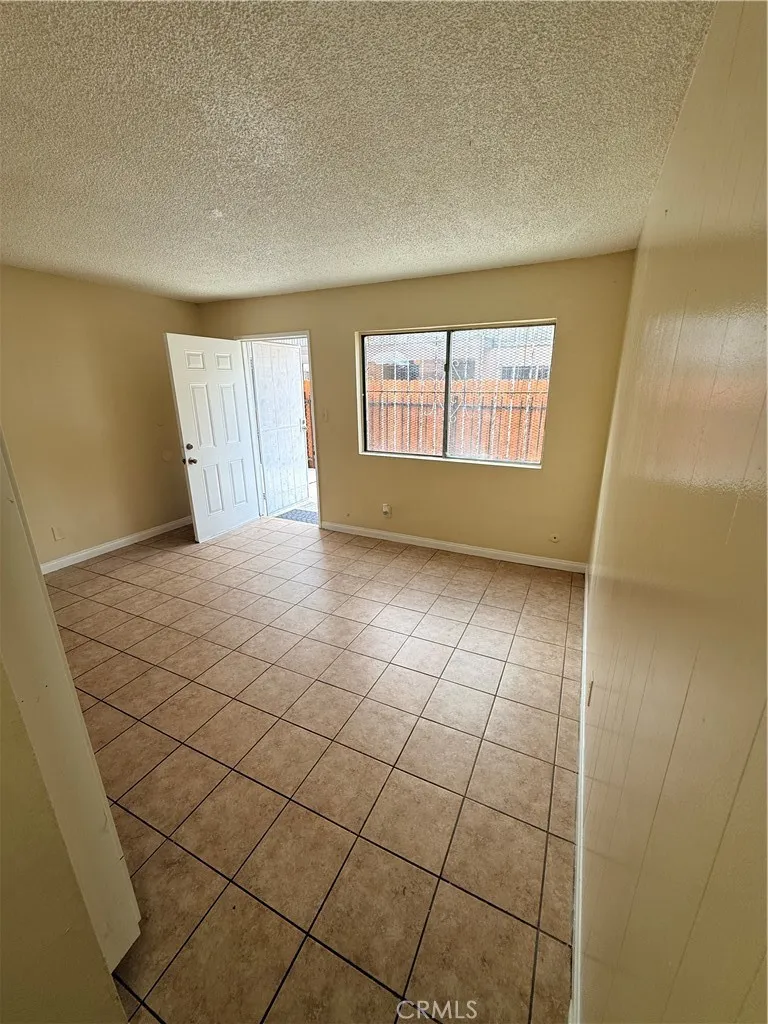 Additional image 38 of 426 E 79th Street Unit 1, Florence, CA 90003